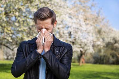 How to overcome seasonal allergies?