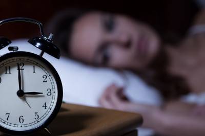 Je me réveille toutes les nuits à la même heure, que faire ?